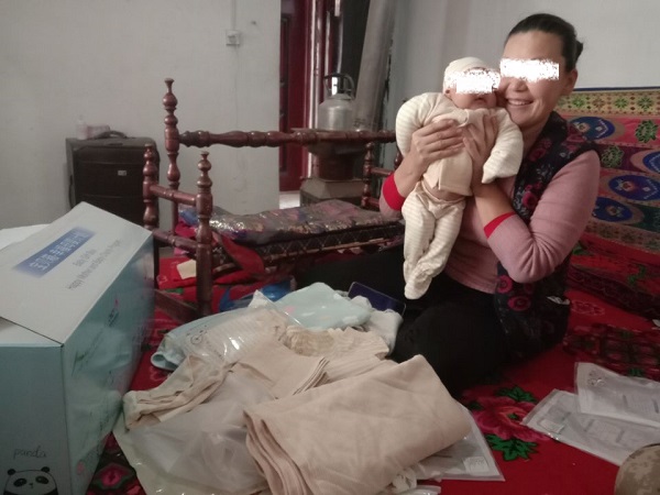 1640945634651431.jpg 寶貝箱發(fā)放照片 (2).jpg