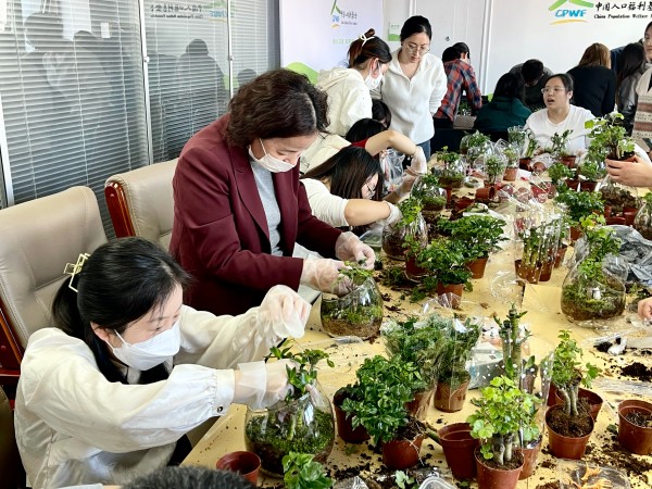 1678262574631265.jpg 3-3指尖“綠”動,紛紛“創作”_副本.jpg