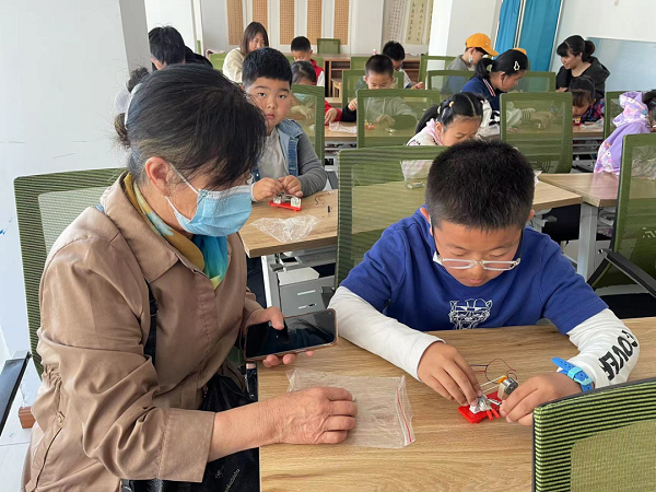 1684304062418207.png 4 關(guān)愛兒童系列活動(dòng)照片 (5).png