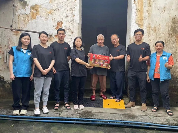 1719475126140164.jpg 8b06244ec07b94f226840ccd811b66b.jpg