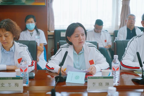 1726044390414679.jpg 義診會(huì)場(chǎng)照片_副本.jpg