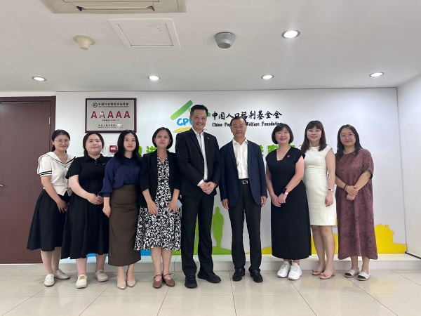 1752481606447099.jpg 合影(1).jpg