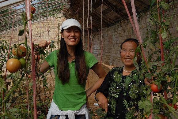 復件 幸福工程扶貧西部行之九——馬艷麗與幸福母親分享幸福 4.jpg