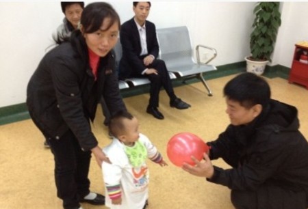 中國人口福利基金會葛振江副秘書長慰問唇腭裂患兒