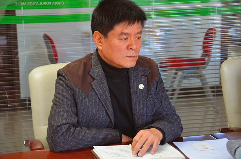 中國(guó)人口福利基金會(huì)副秘書(shū)長(zhǎng)葛振江參加交流會(huì)