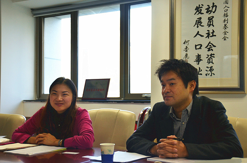 迅銷集團(tuán)企業(yè)社會(huì)責(zé)任部上海部門負(fù)責(zé)人田中利之先生與部門擔(dān)當(dāng)劉澤燕女士來(lái)我會(huì)訪問(wèn)交流