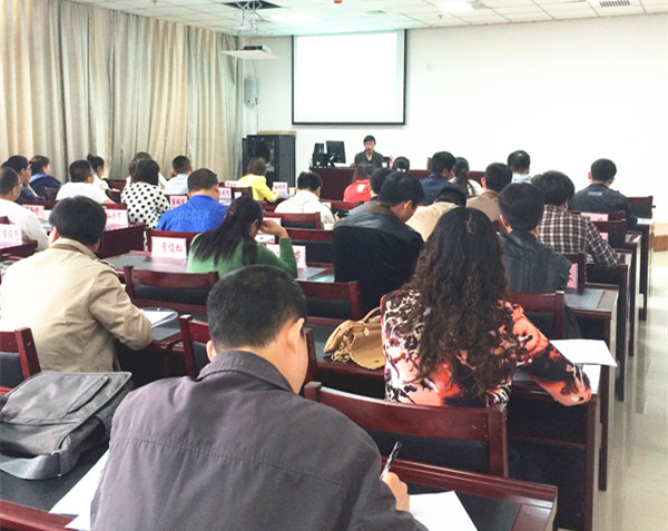 主要科室临床医生培训现场