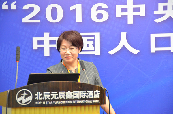 1473670424189813.jpg 5 何金彩教授分享經驗與感受.jpg