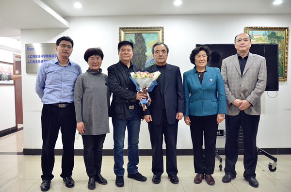 新老領(lǐng)導(dǎo)班子合影