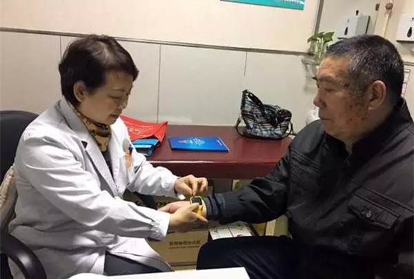 1489137710114894.jpg 河北第一醫(yī)院_副本.jpg