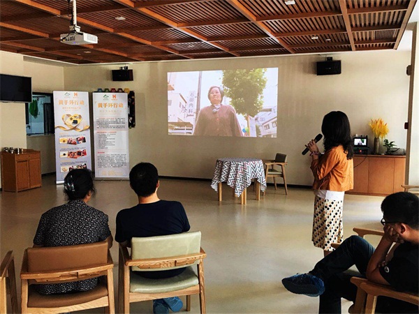 1536503251102364.jpg webwxgetmsgimg (5).jpg