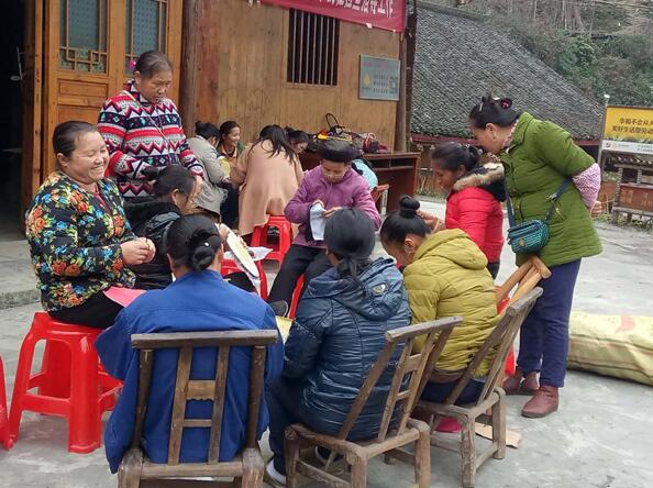 1550559780654427.jpg 322.jpg