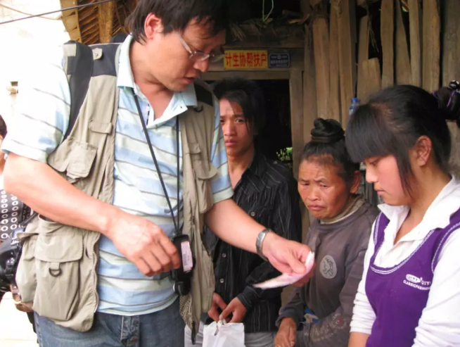 1551604499899536.png 3.png