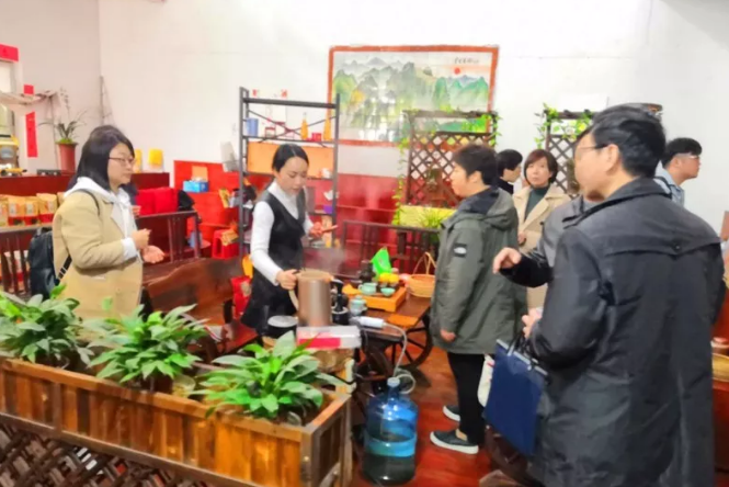 1555224236241494.png 10.png