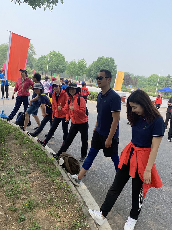 1557884846131023.jpg 健步走3.jpg