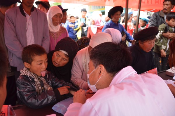 1562569837343264.jpg 義診現場3.jpg