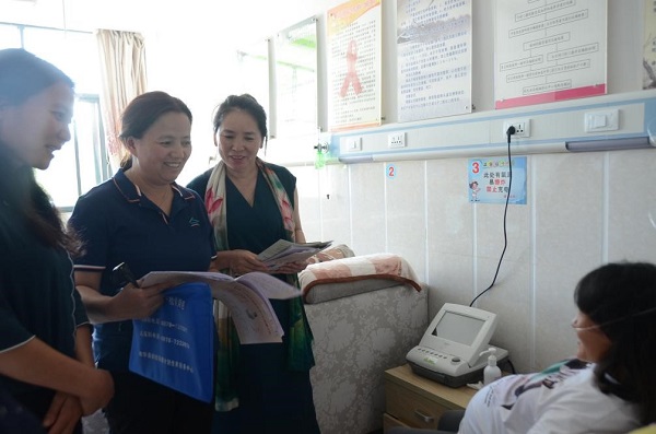 1566206997449251.jpg 參觀康復中心,了解準媽媽的現實情況.jpg