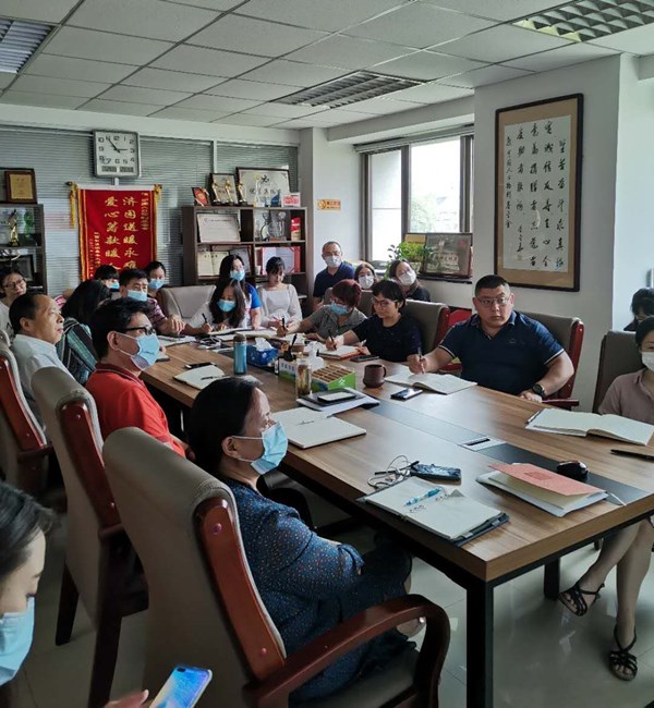 1596190448105212.jpg 黨員聽課_副本.jpg